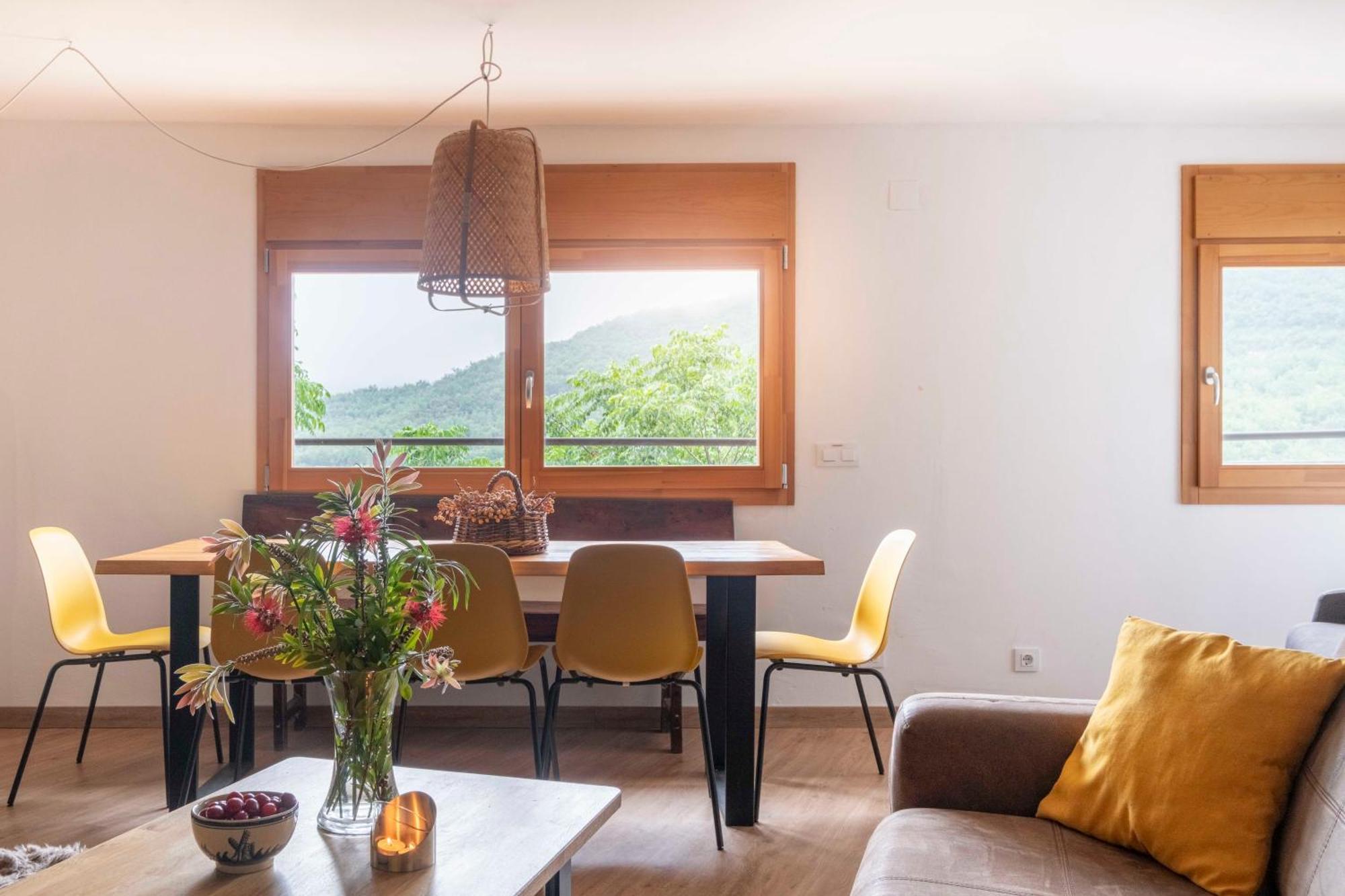 Hébergement de vacances Casa Acollidora I Familiar Amb Jardi I Barbacoa